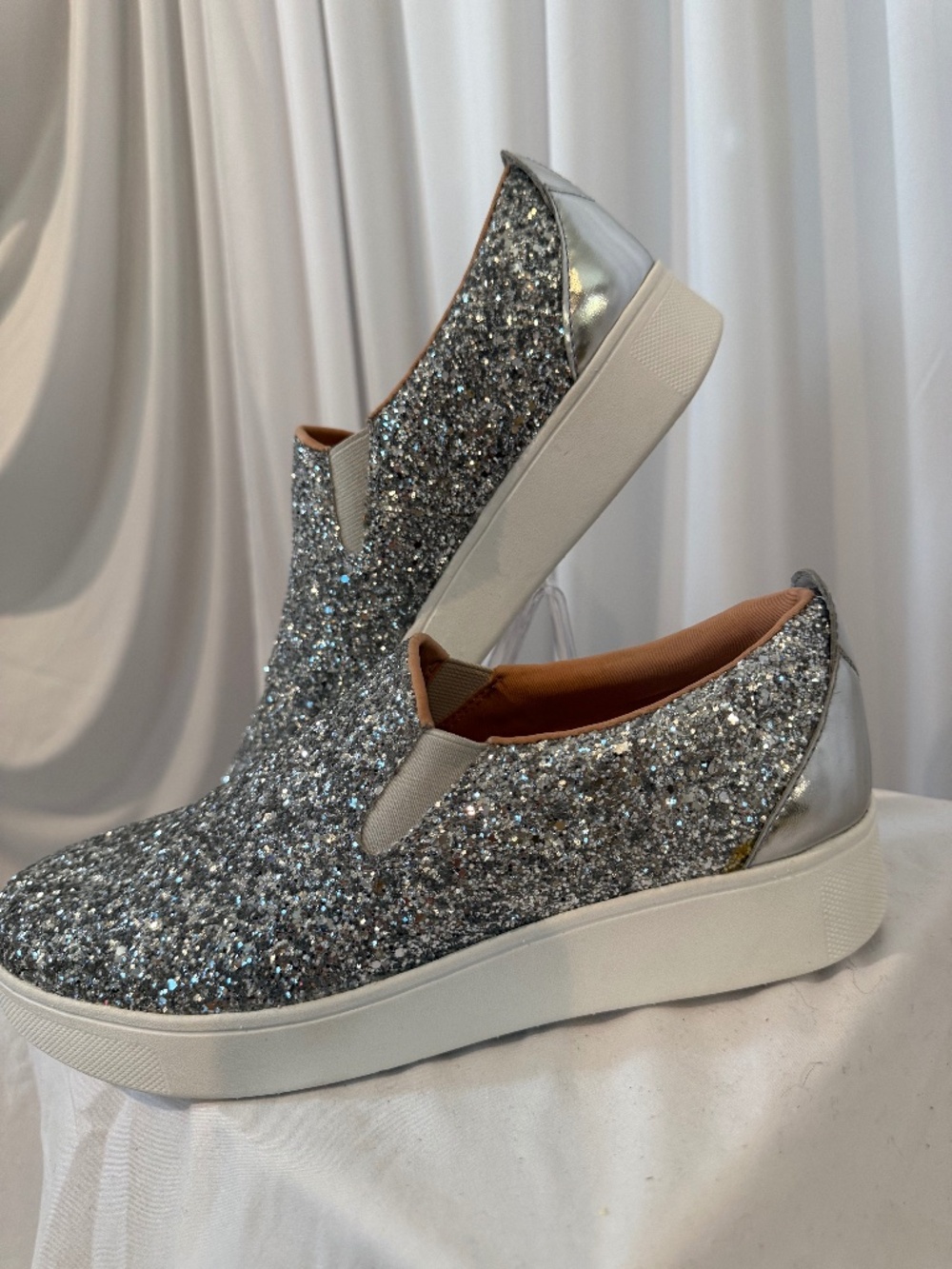 FitFlop Superskate Silver Glitter Slip-On Sneakers Shoes 7.5 M NWOB